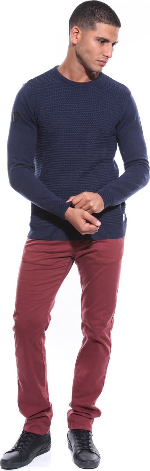 PULL LILYAN