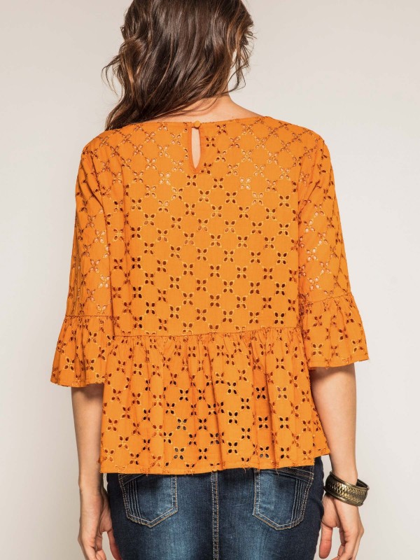 Blouse broderies anglaises...
