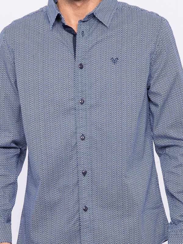 Chemise manches longues...