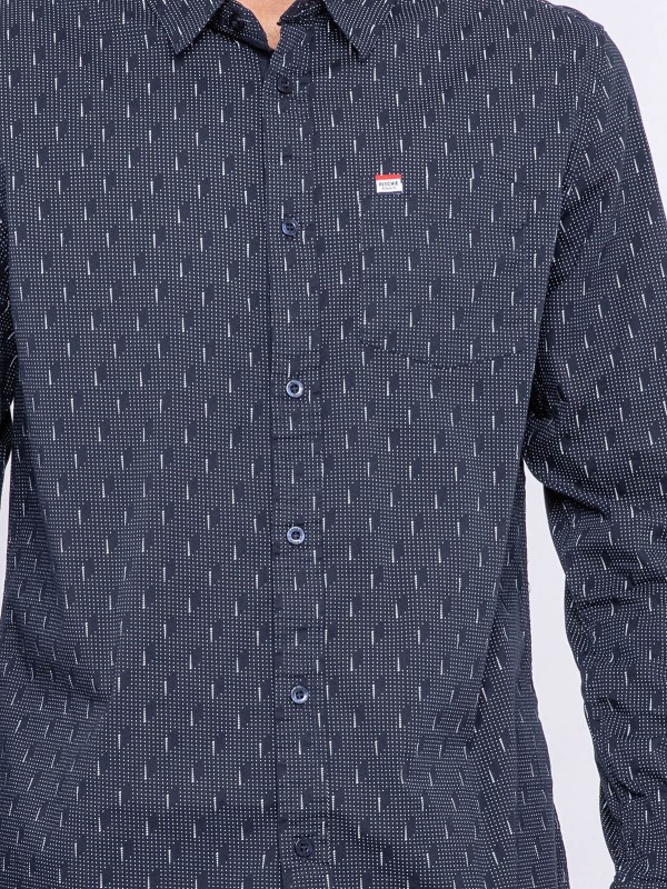 Chemise manches longues...