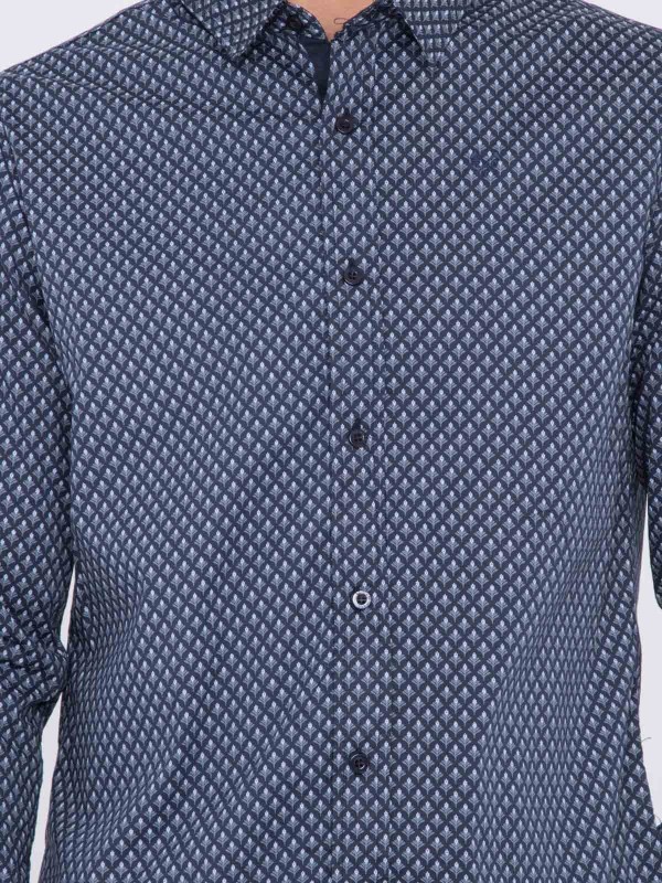 Chemise manches longues...