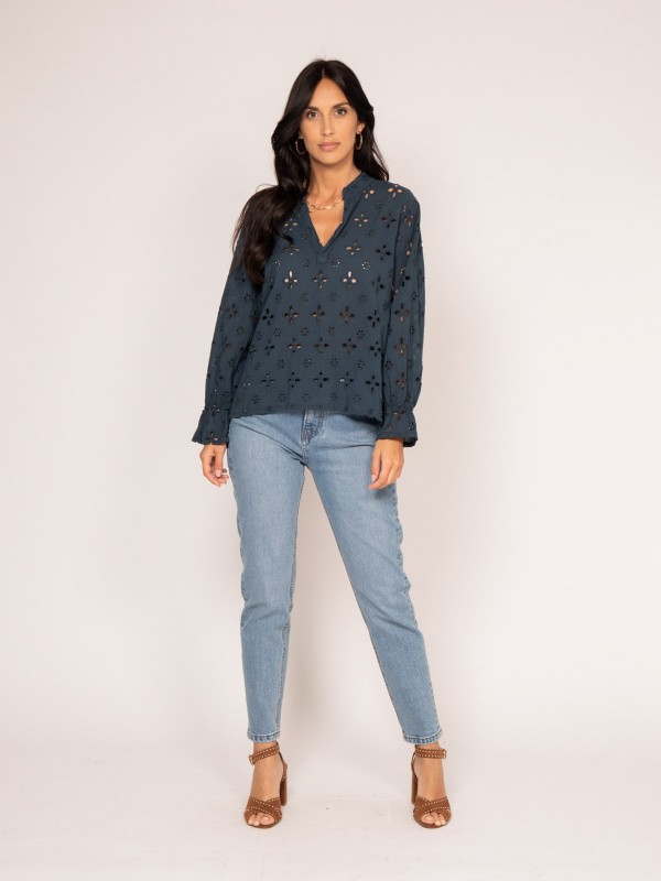 Blouse broderies anglaises...