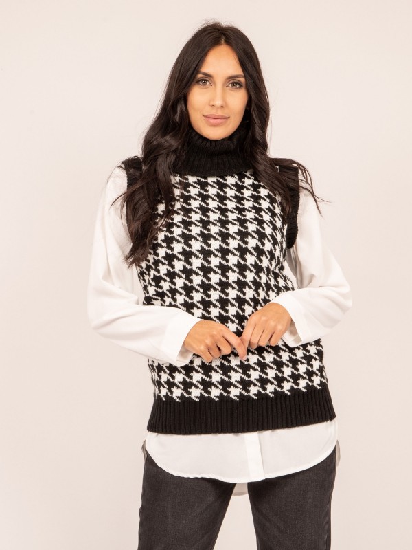 Pull sans manches col roulé...