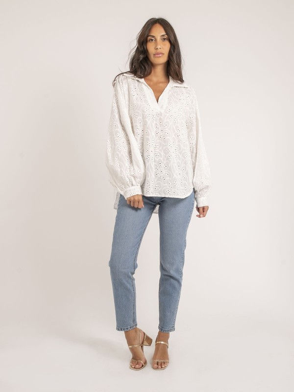 Blouse broderies anglaises...