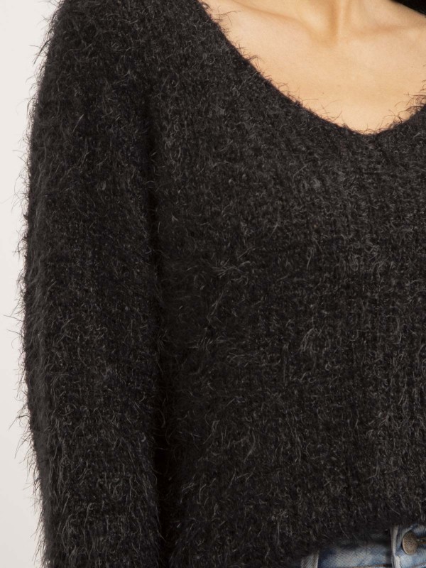 Pull col V maille chenille...