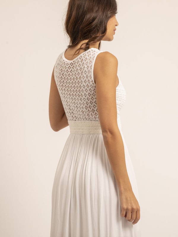 Robe longue en dentelle...