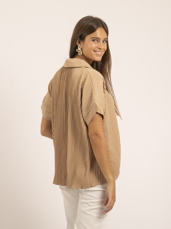 Chemise manches courtes...