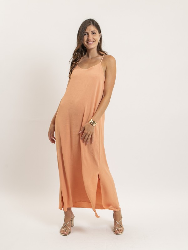 Robe longue à bretelles...