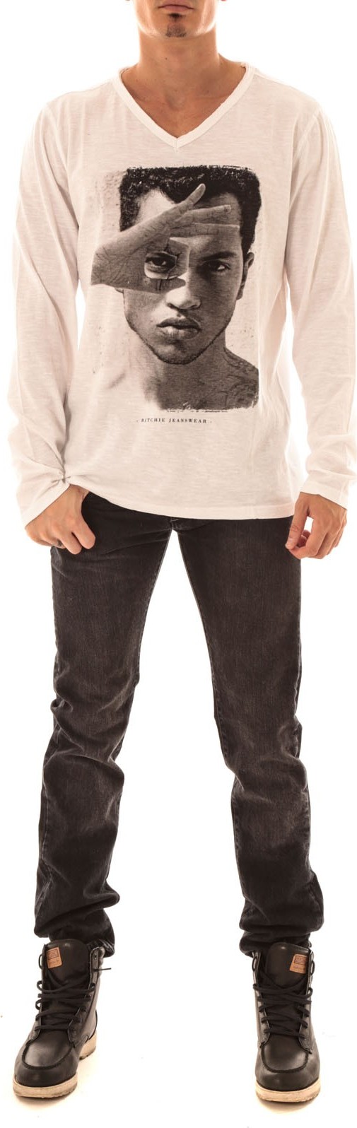 T-SHIRT JOJIAKAN